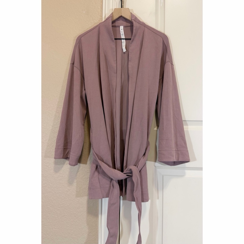 Lululemon Ribbed Softstreme Belted Wrap Twilight Rose Size 12 - Picture 3 of 15